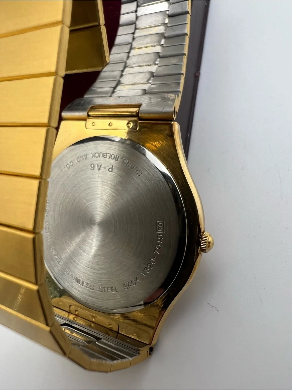 Phasar Gold mens quartz watch 34mm